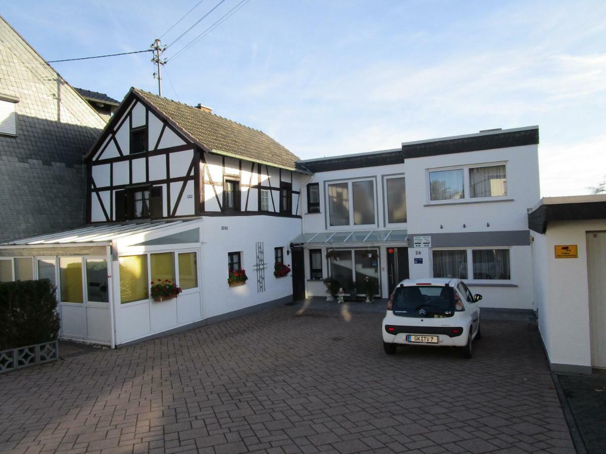 Historisches Fachwerkhaus Villa Reifferscheid  Eksteriør billede